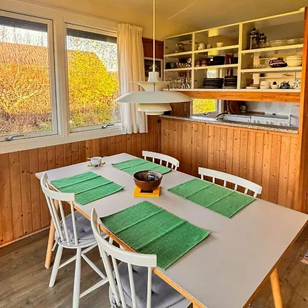 Summer House From The 70s Near In Reerso Feriehus *