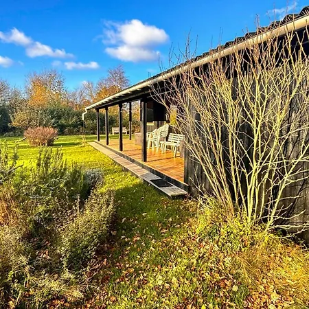 Summer House From The 70s Near In Reerso *